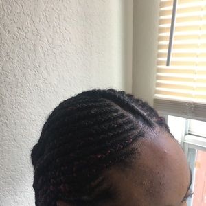 Meet your Posher, Oluyomi